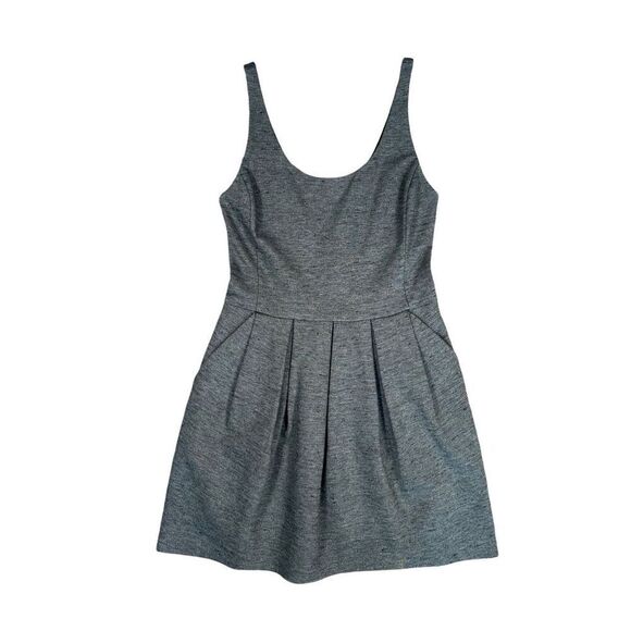 Wilfred Aritzia Gray Sleeveless Skater Mini Dress Size 4 Small Fit & Flare Twee - Picture 1 of 12